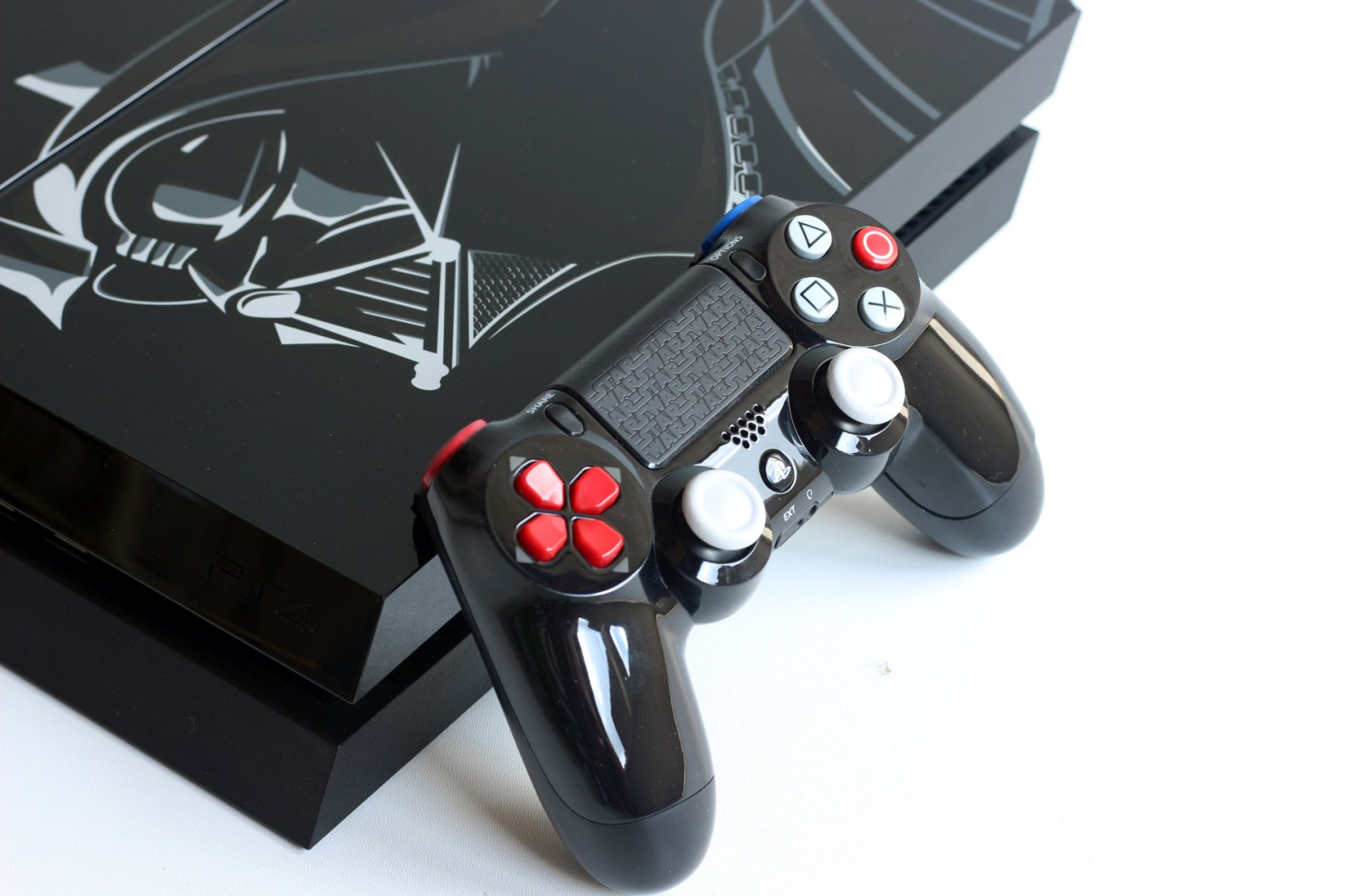 PlayStation 4 1 TB Star Wars Battlefront Limited Edition